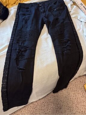 Black Distressed Men’s Jeans with Side Trim